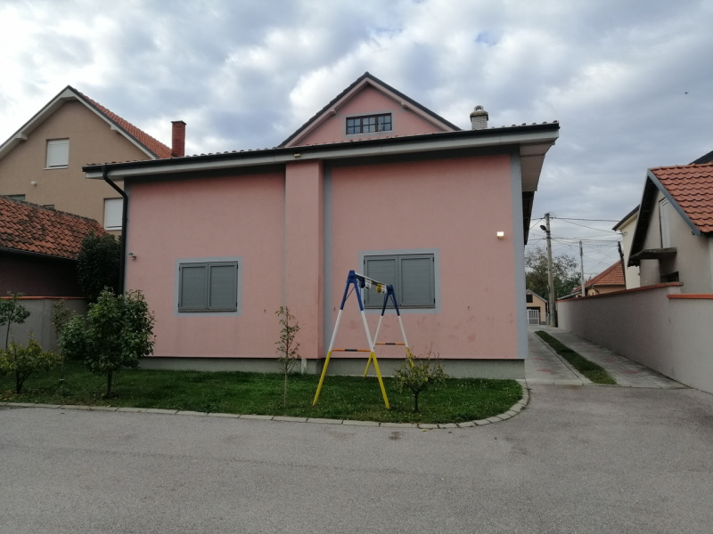Lazarevac, Lazarevac, ,4 BathroomsBathrooms,Kuća,Prodaja,1170