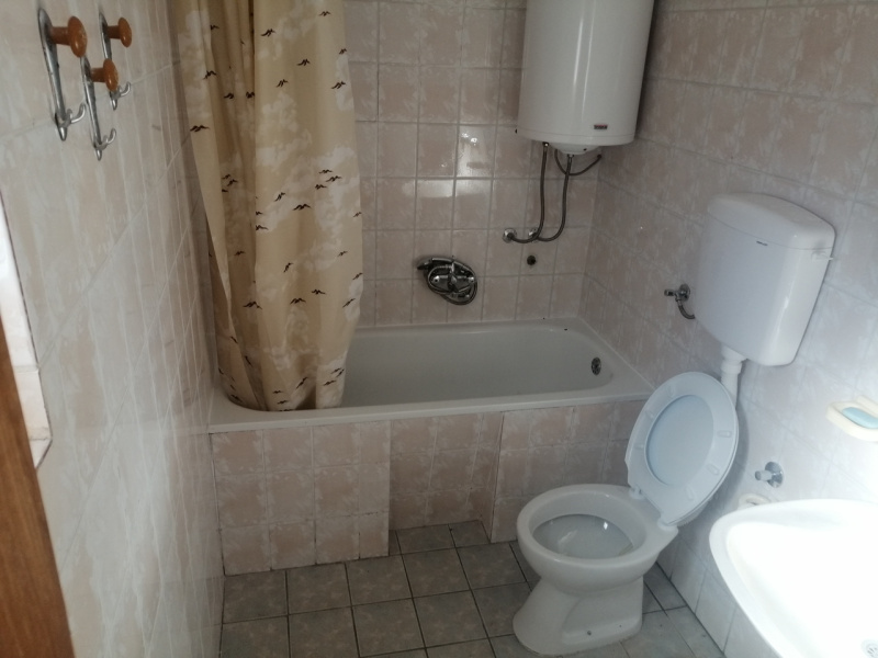 Lazarevac, Lazarevac, ,3 BathroomsBathrooms,Kuća,Prodaja,1443