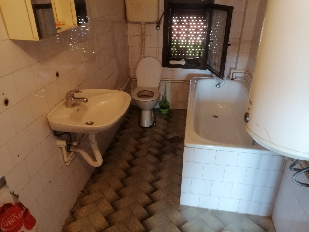Lazarevac, Lazarevac, ,4 BathroomsBathrooms,Kuća,Prodaja,1600 Lazarevac, Lazarevac, ,4 BathroomsBathrooms,Kuća,Prodaja,1600