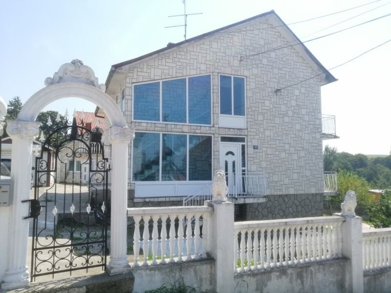 Lazarevac, Lazarevac, ,4 BathroomsBathrooms,Kuća,Prodaja,1600